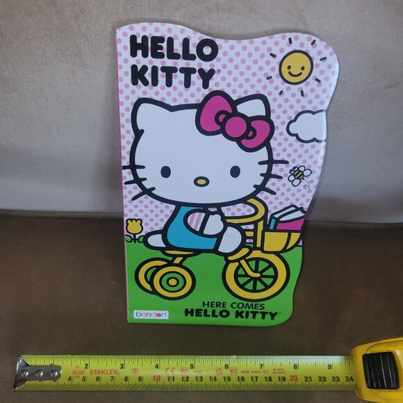 Hello Kitty Board Book Lot #4 - Picture 2 of 12